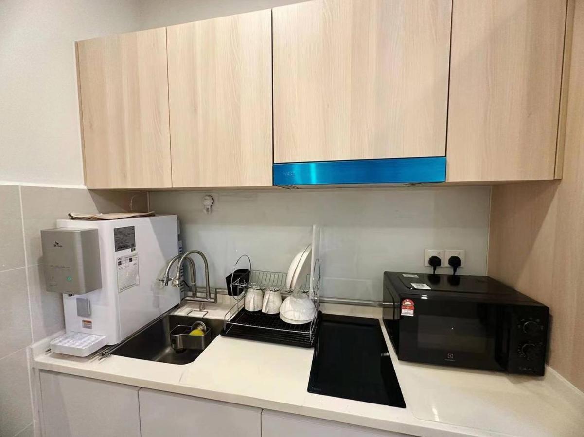 Sunset Seaview Studio Apartment At Kota Kinabalu City Centre Exterior foto